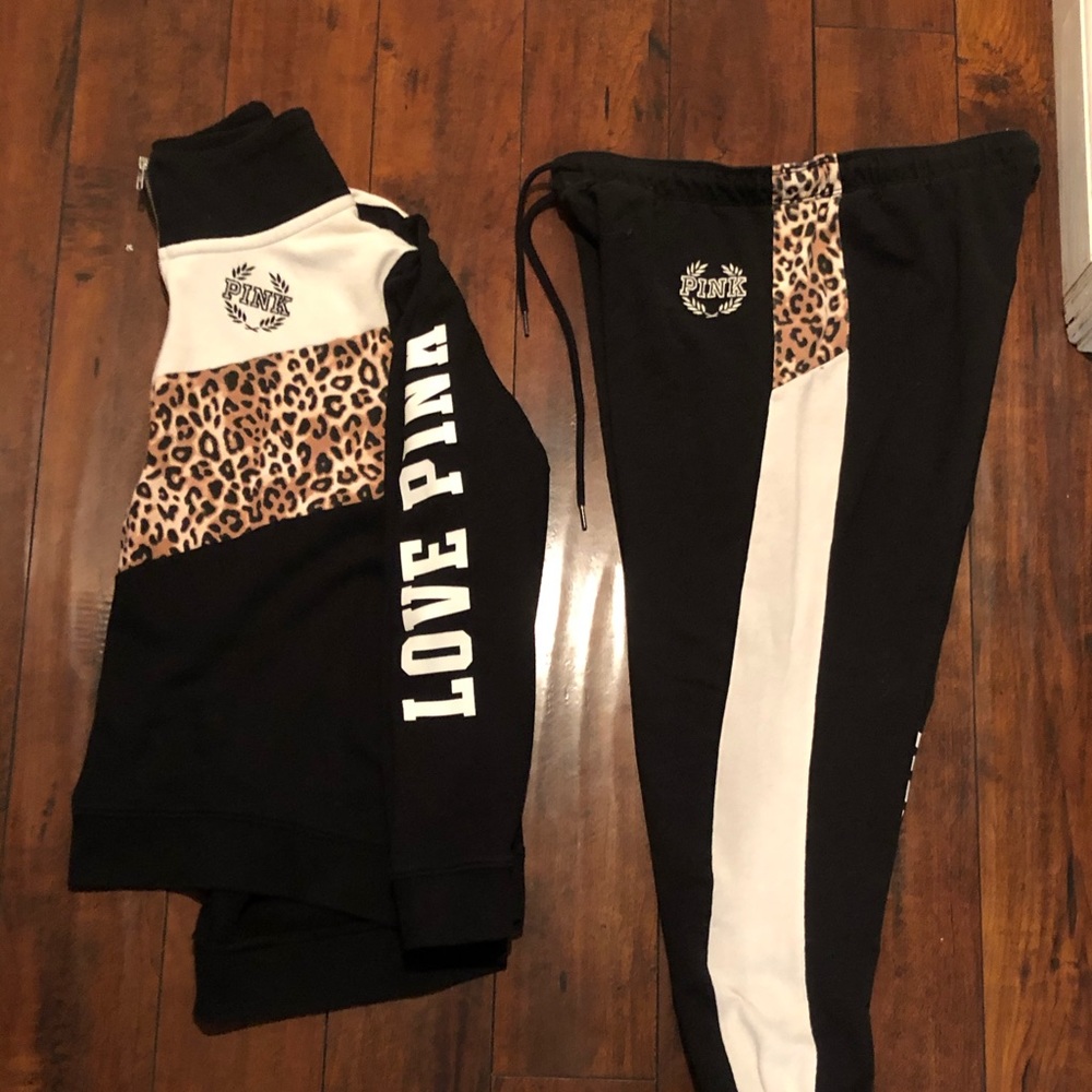 Vs pink leopard set (sold!!!)